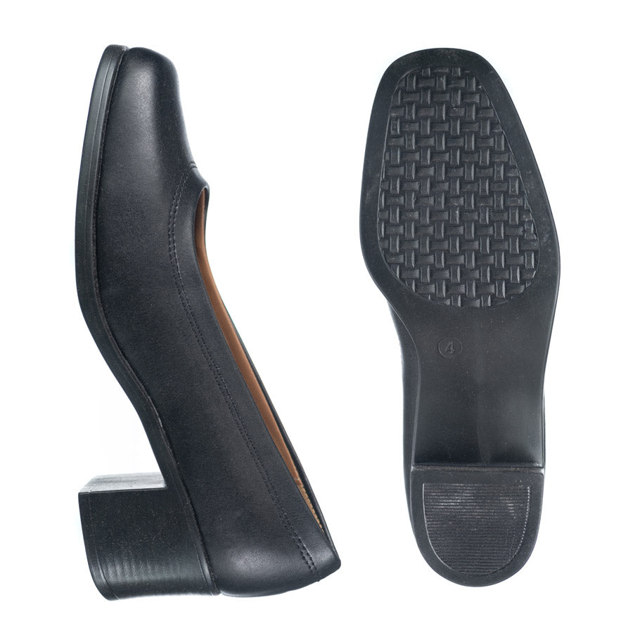 Chloe Ladies Court shoes