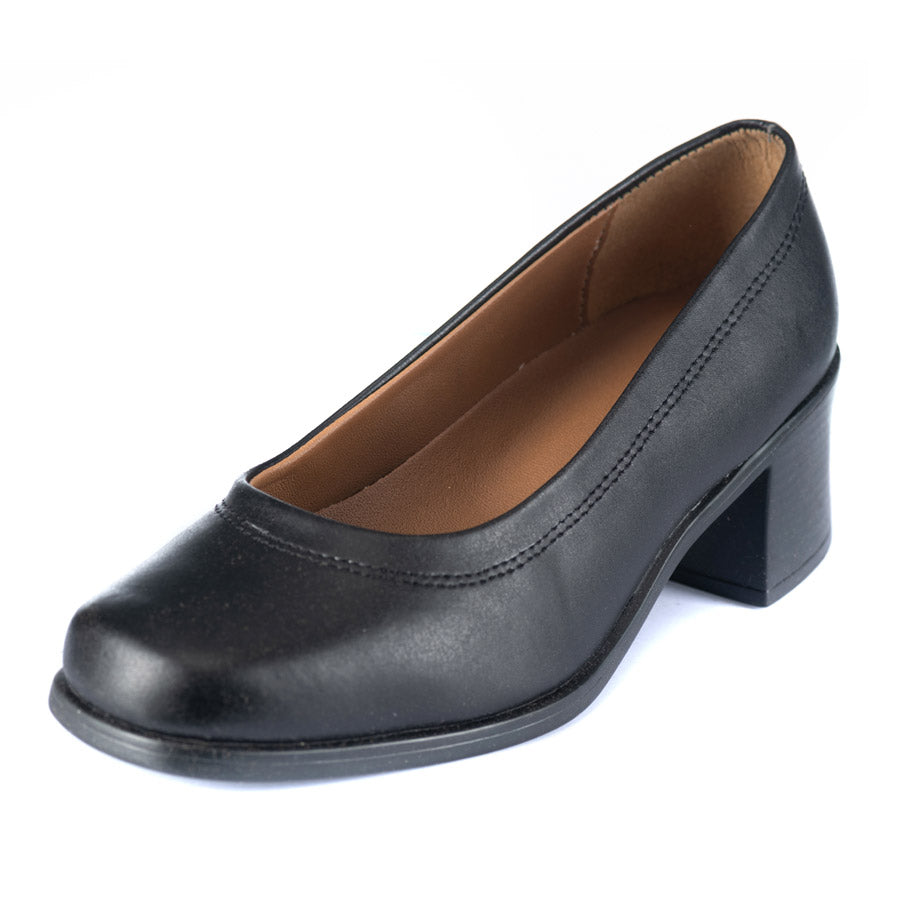 Chloe Ladies Court shoes